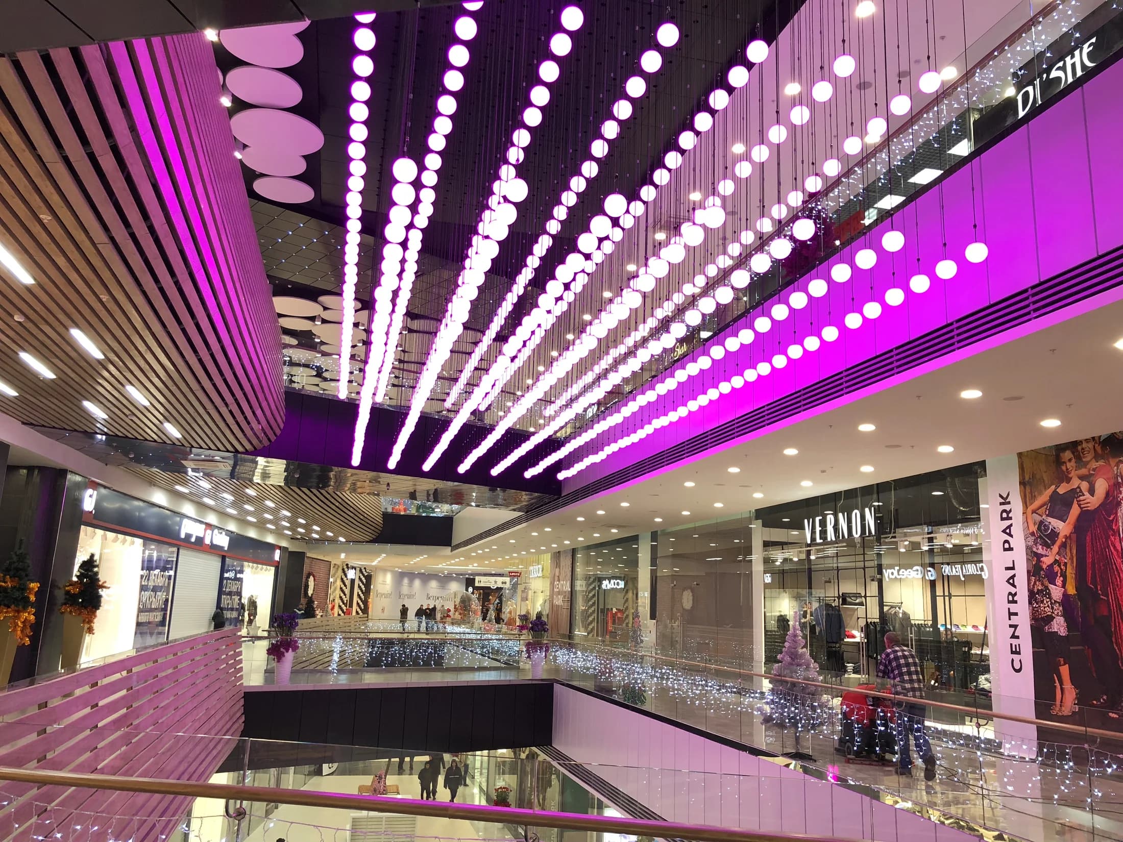 Entorno artístico para centros comerciales 10