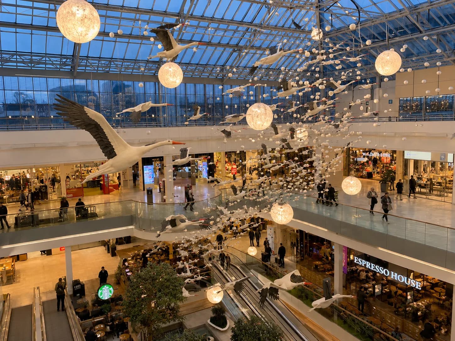 Centros comerciales y de negocios